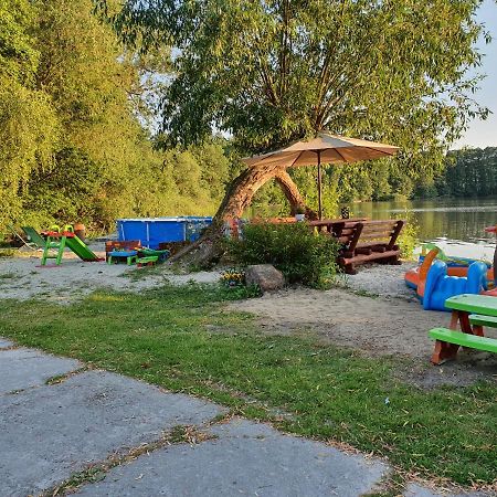 Agroturystyka "Jezioranka" Unichowo Luaran gambar